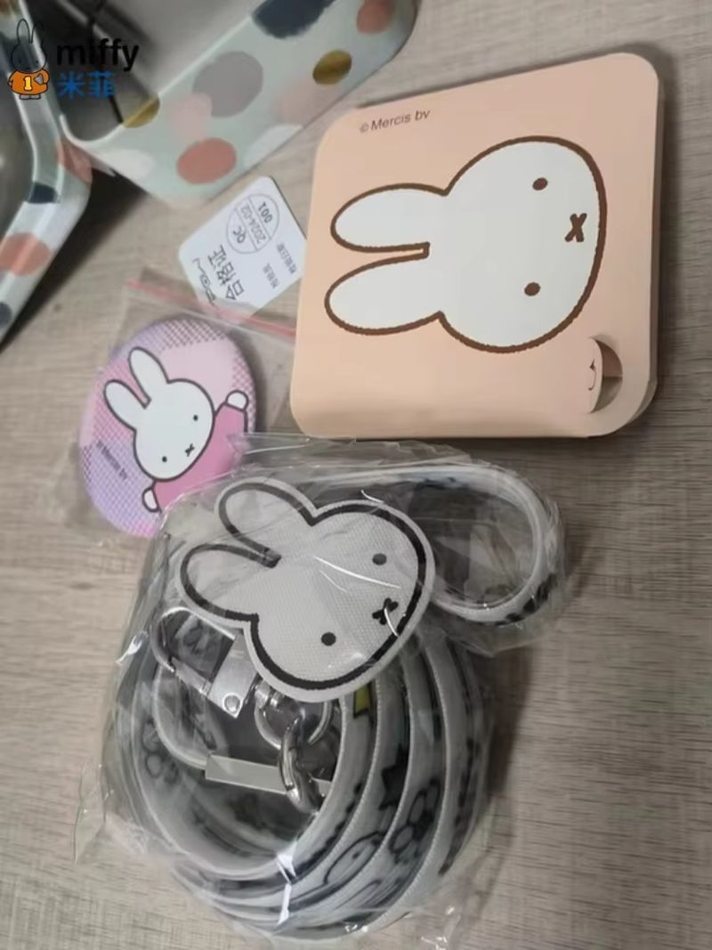 Miffy Adjustable Horizontal Mo – Phone Accessories Hanger Bewertung und Preis